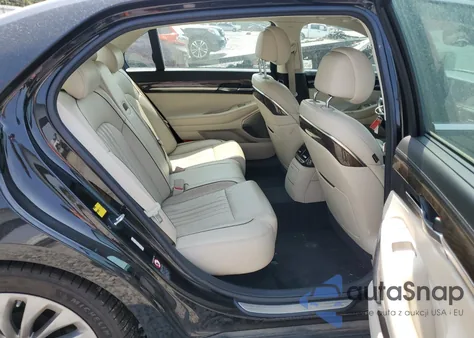 2018 Genesis G90 Premium из США, поврежденный, VIN KMHG34JAXJU037647